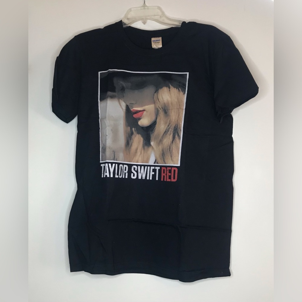 NWOT Taylor Swift unisex t-shirt